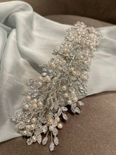 Load image into Gallery viewer, The Kiara
