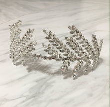 Load image into Gallery viewer, The Tina
